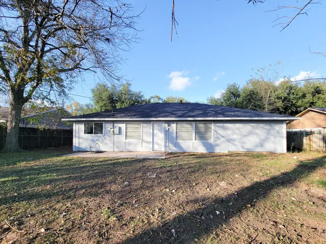 $1,680 | 2024 Stonesthrow Drive, Bay City, TX 77414