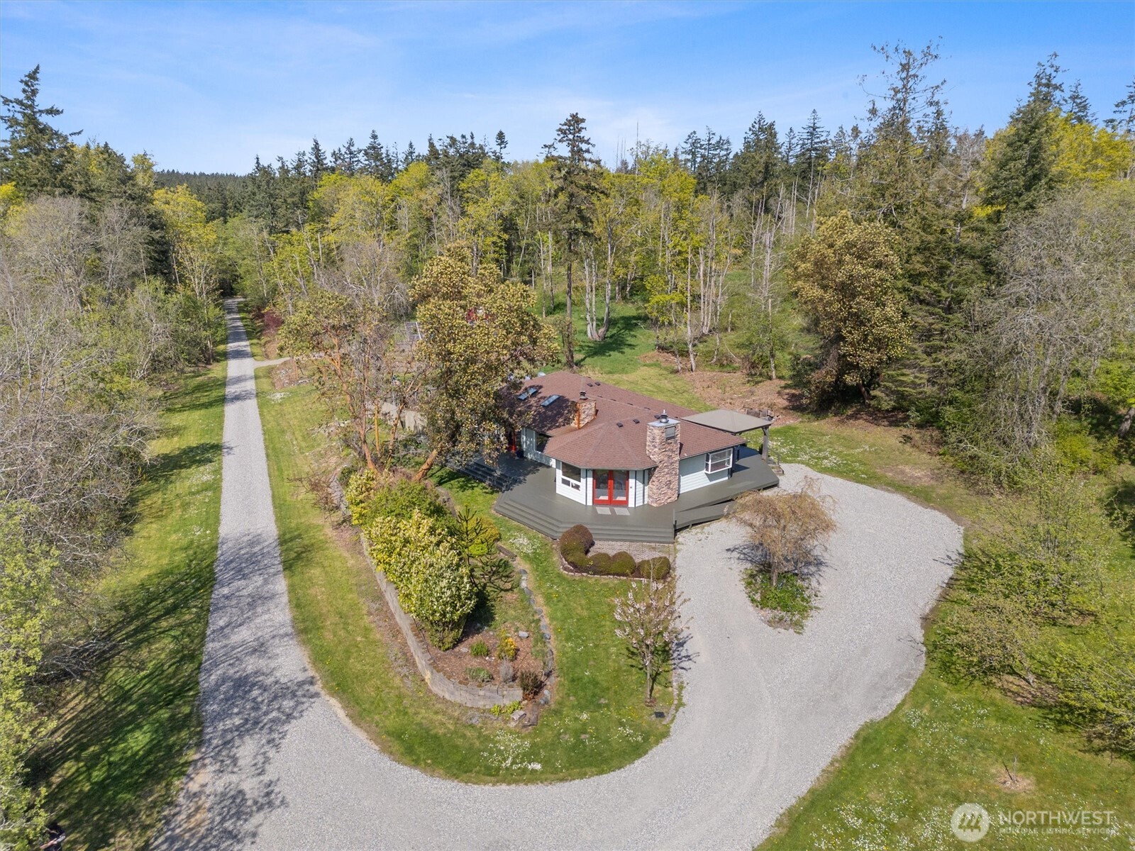 341 West Mountain View Road Camano Island, WA 98282 - Photo 2 of 40 Gallery Image 2