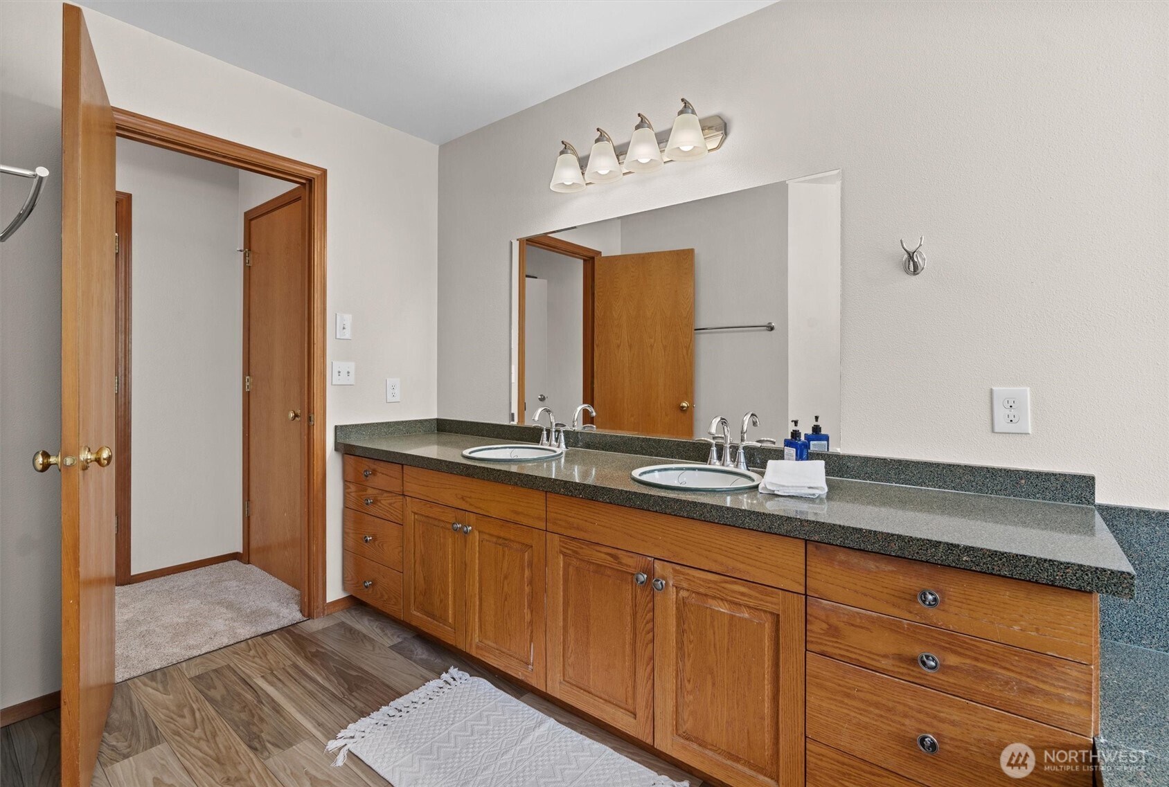 341 West Mountain View Road Camano Island, WA 98282 - Photo 21 of 40 Gallery Image 21