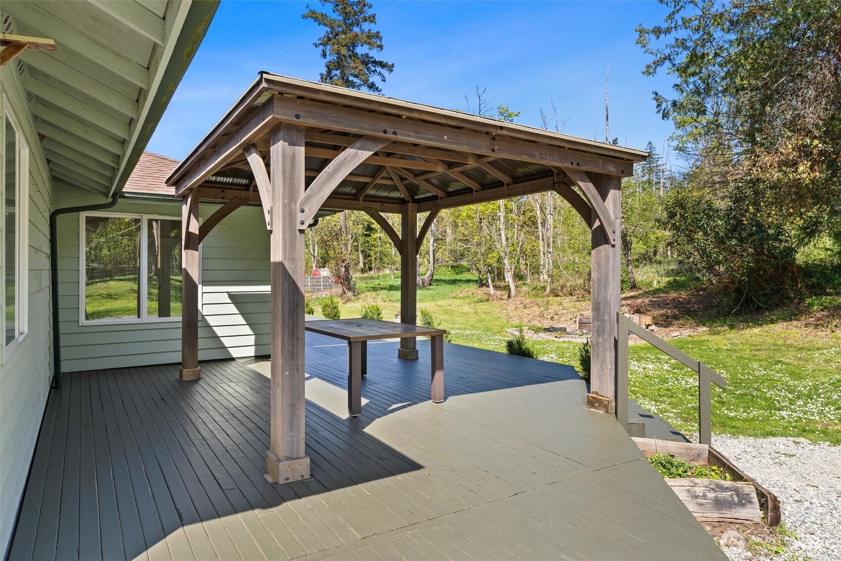 341 West Mountain View Road Camano Island, WA 98282 - Photo 30 of 40 Gallery Image 30