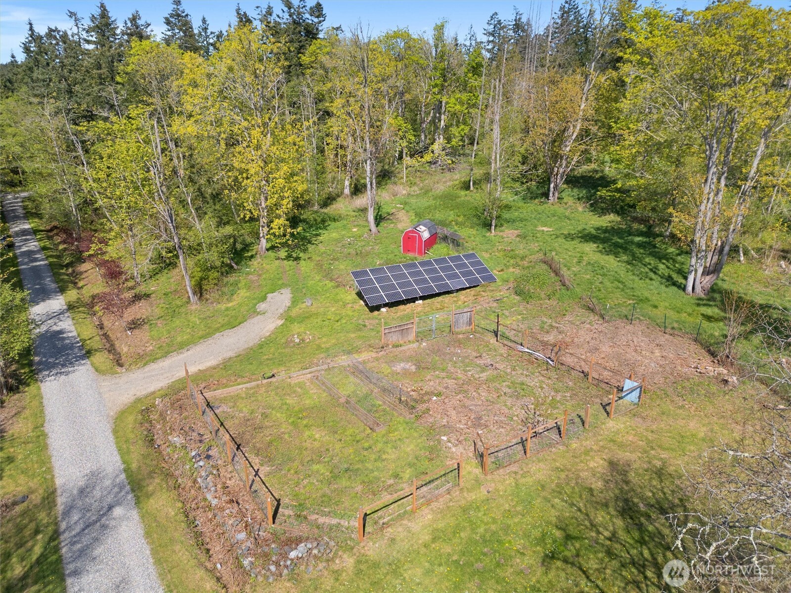 341 West Mountain View Road Camano Island, WA 98282 - Photo 36 of 40 Gallery Image 36