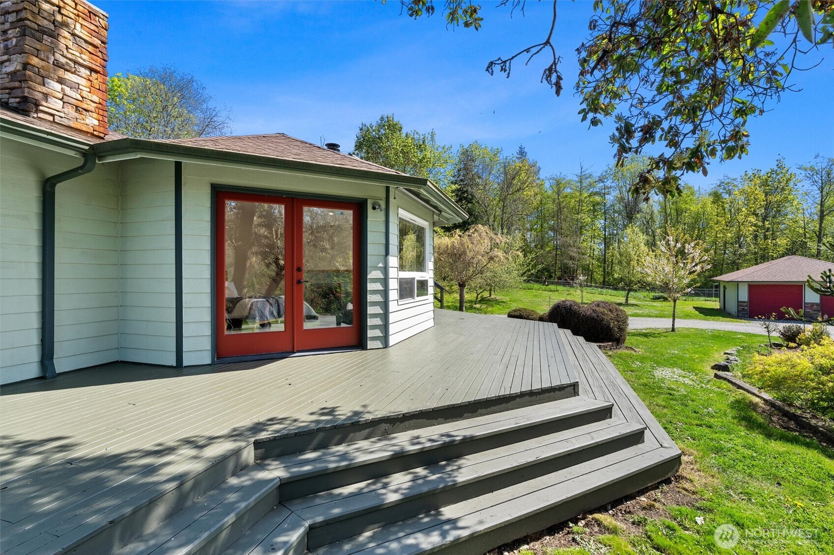 341 West Mountain View Road Camano Island, WA 98282 - Photo 10 of 40 Gallery Image 10