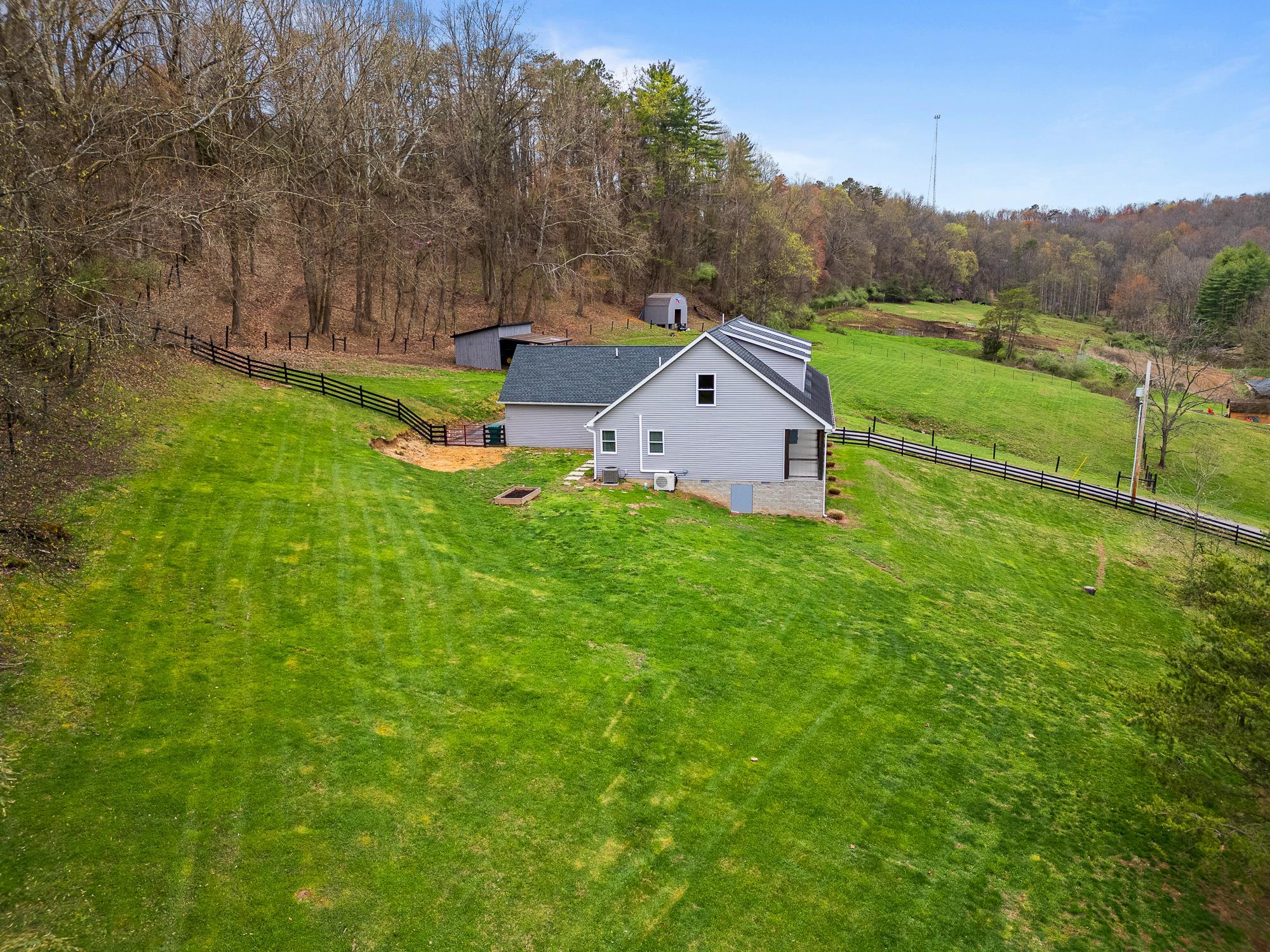 49 Lazy Bones Farm Road Scott Depot, WV 25560 - Photo 12 of 32 Gallery Image 12
