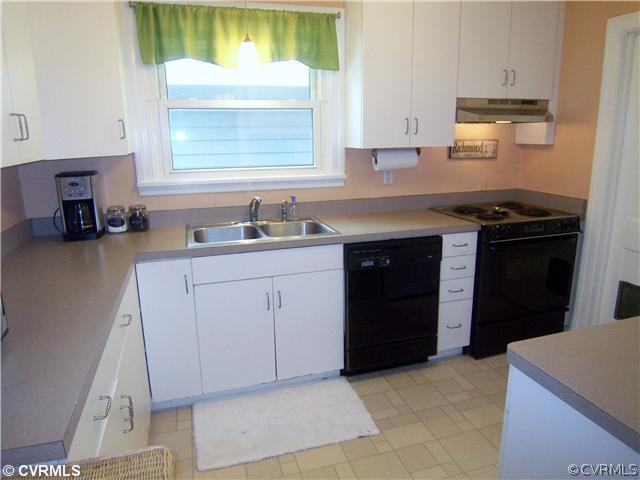 5105 Devonshire Road Richmond, VA 23225 - Photo 11 of 24 Kitchen
