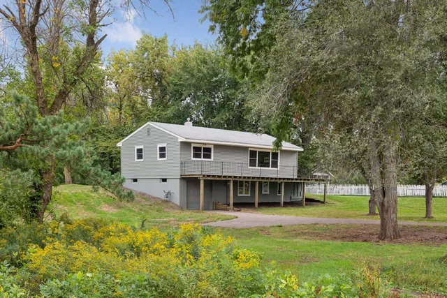 $395,000 | 8757 75th Street North, Stillwater, MN 55082