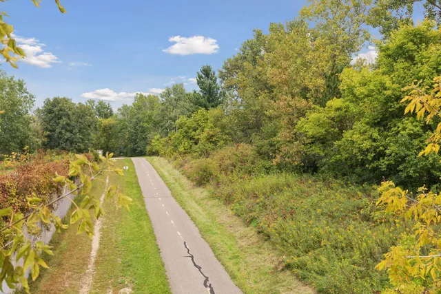 $395,000 | 8757 75th Street North, Stillwater, MN 55082