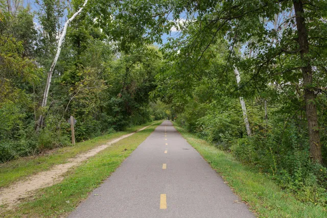 $395,000 | 8757 75th Street North, Stillwater, MN 55082