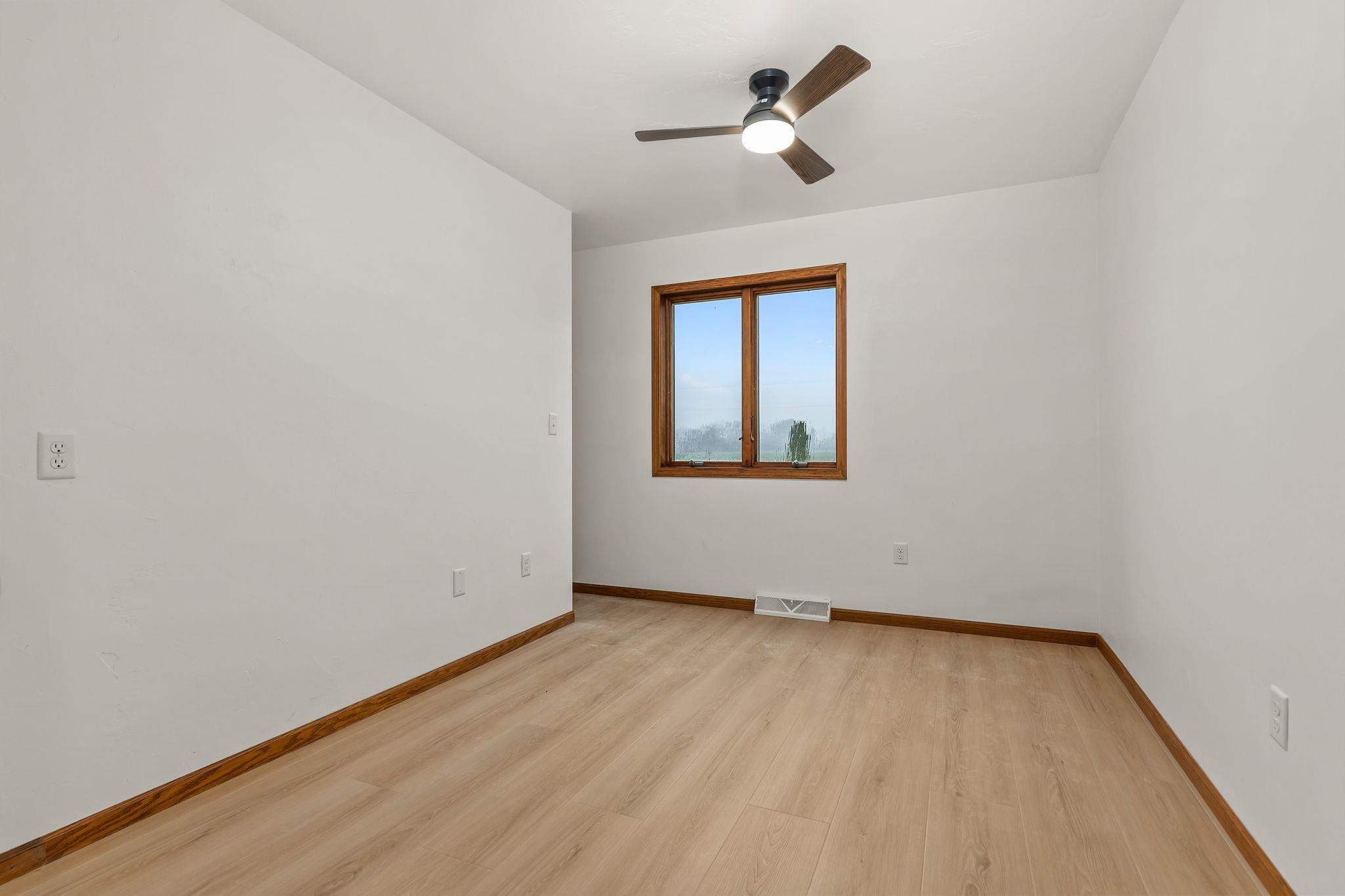 W1879 Plainview Road Seymour, WI 54165 - Photo 24 of 90 Gallery Image 24