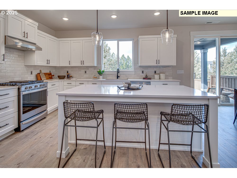 1400 East Canto Street Newberg, OR 97132 - Photo 3 of 13