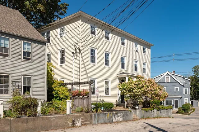 $399,900 | 9 Prospect Street, Unit 1, Portsmouth, NH 03801