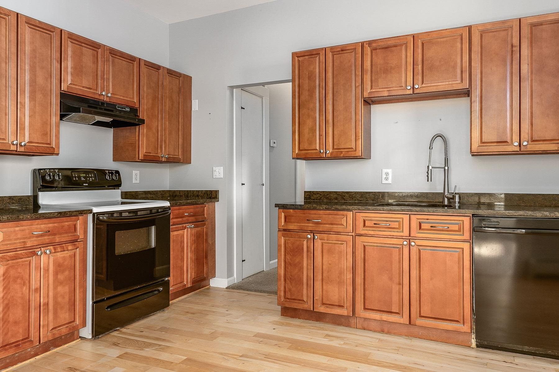 9 Prospect Street, Unit 1 Portsmouth, NH 03801 - Photo 8 of 20