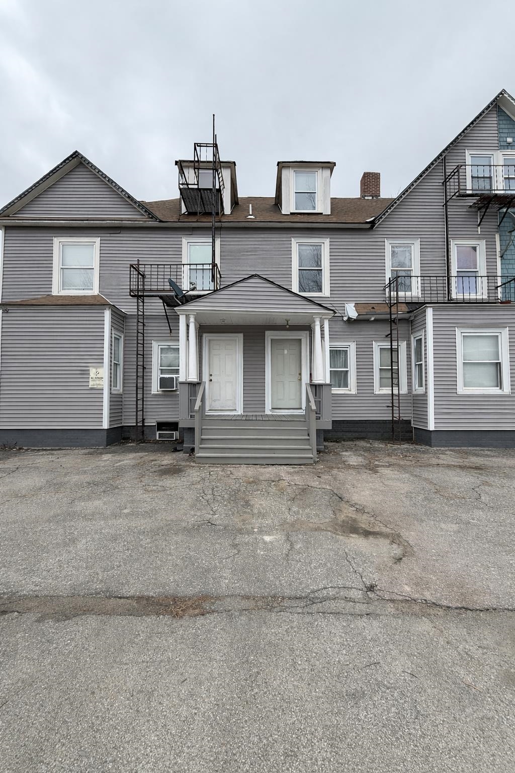 1 Amory Street Nashua, NH 03060 - Photo 14 of 18