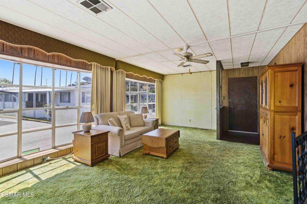 195 Tierra Rejada Road, Unit 201 Simi Valley, CA 93065 - Photo 17 of 50