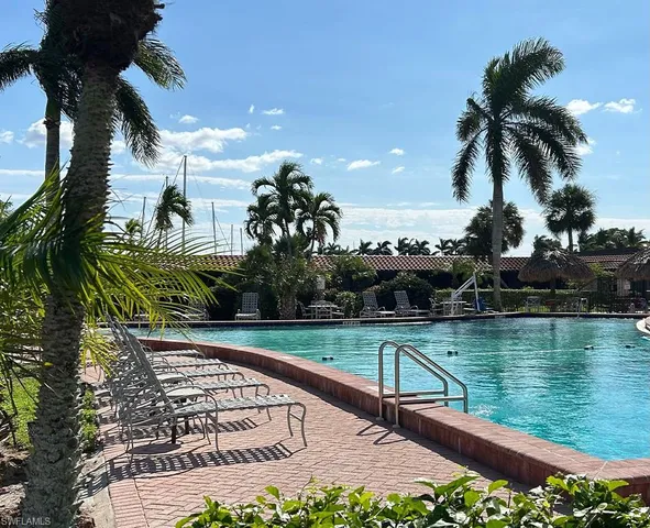$1,375 | 25000 Tamiami Trail East, Unit F276, Naples, FL 34114