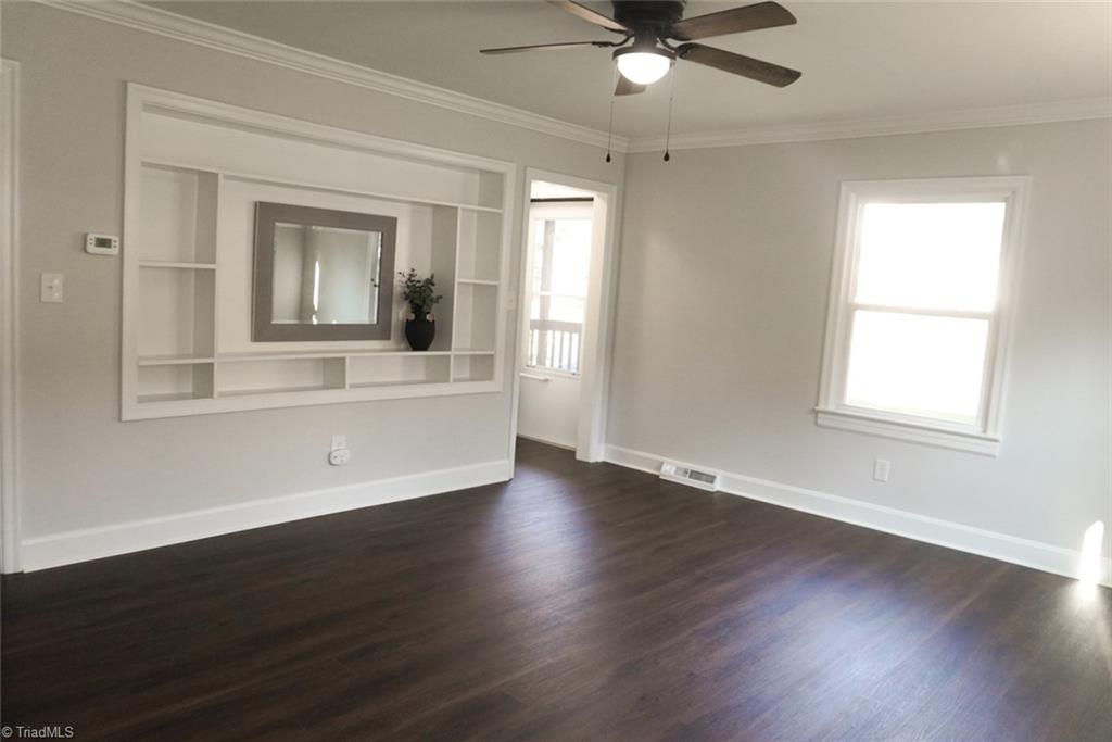 1631 North Hamilton Street High Point, NC 27262 - Photo 4 of 11