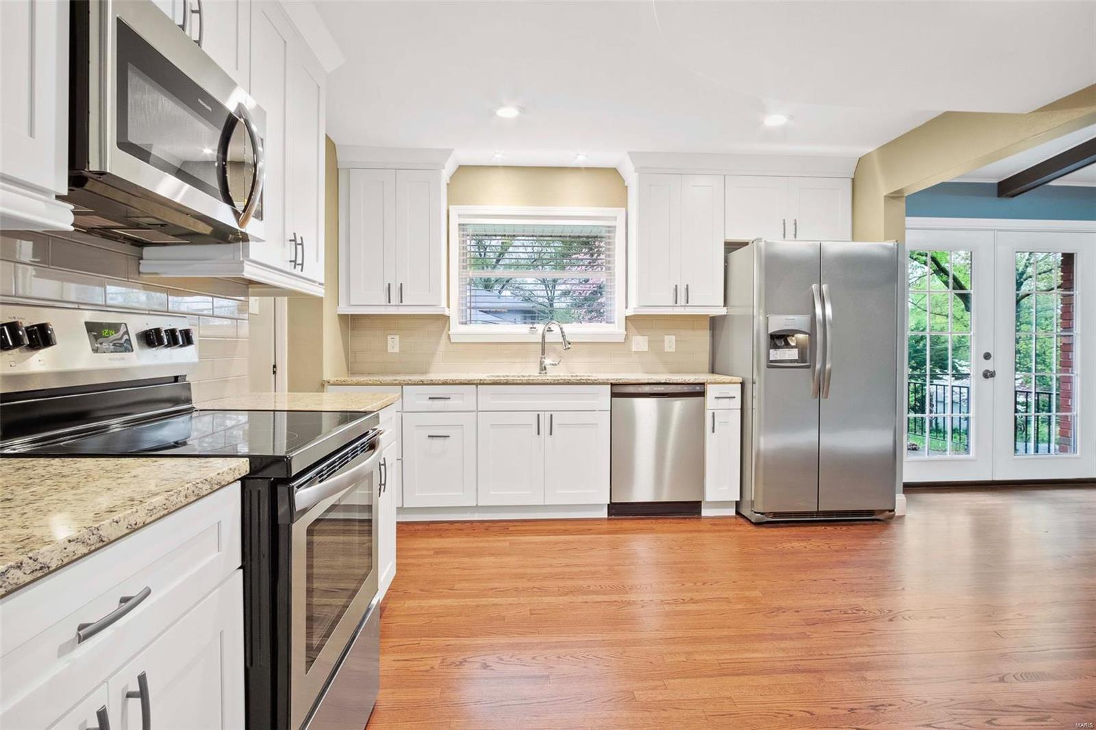 925 Schulte Road St. Louis, MO 63146 - Photo 11 of 26 Gallery Image 11