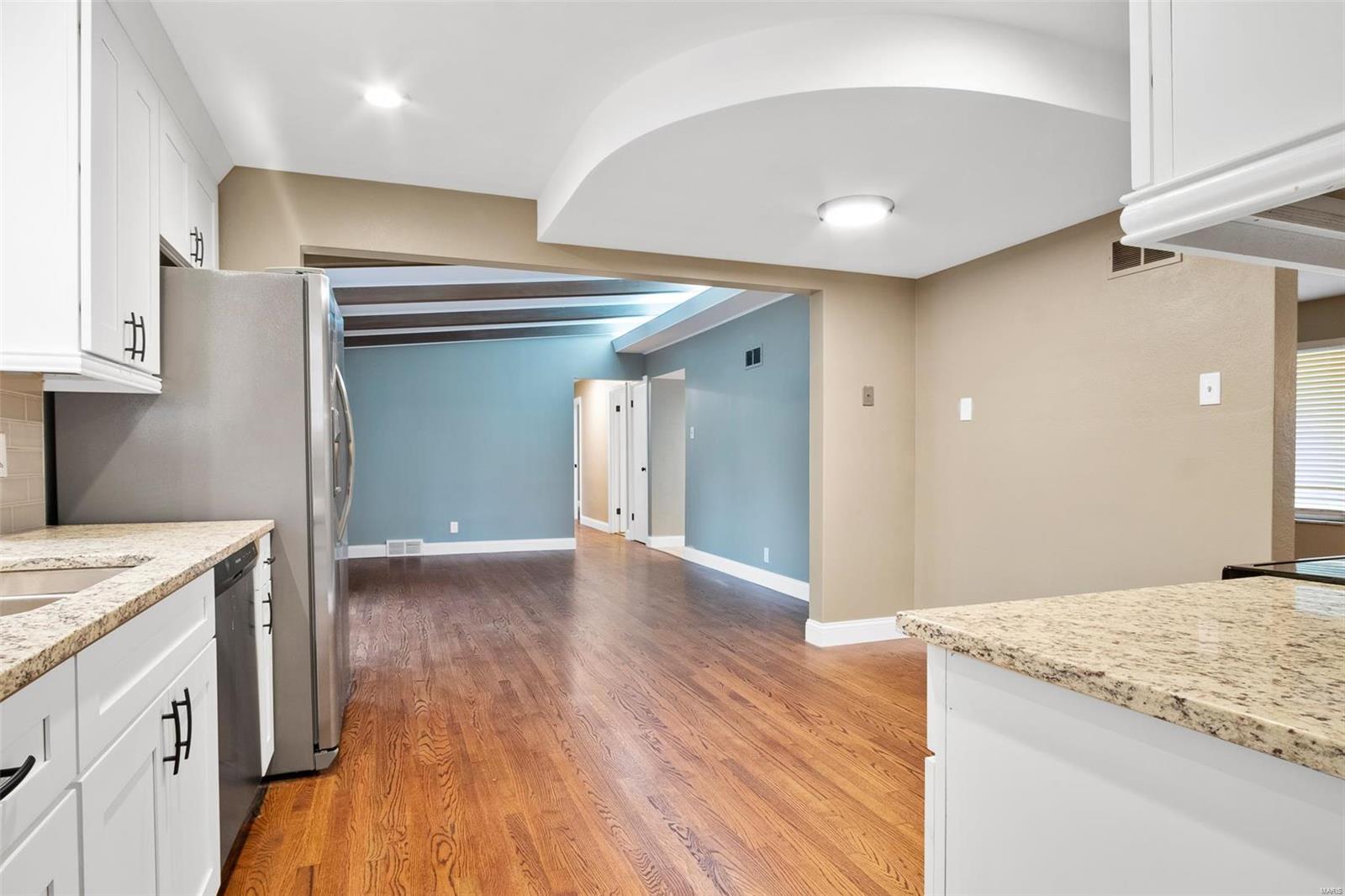 925 Schulte Road St. Louis, MO 63146 - Photo 12 of 26 Gallery Image 12