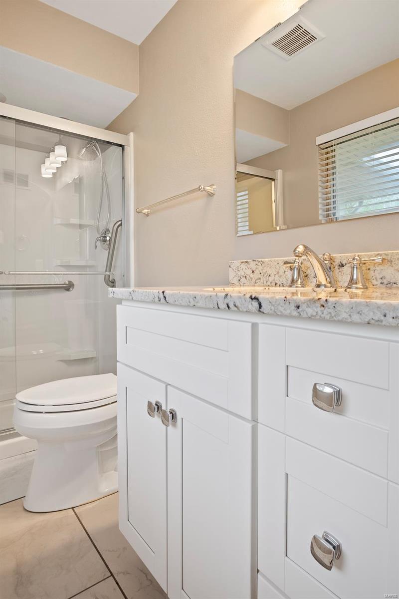 925 Schulte Road St. Louis, MO 63146 - Photo 18 of 26 Gallery Image 18
