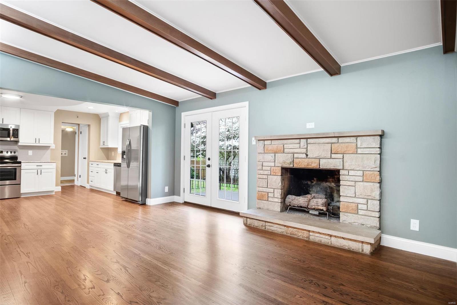 925 Schulte Road St. Louis, MO 63146 - Photo 5 of 26 Gallery Image 5