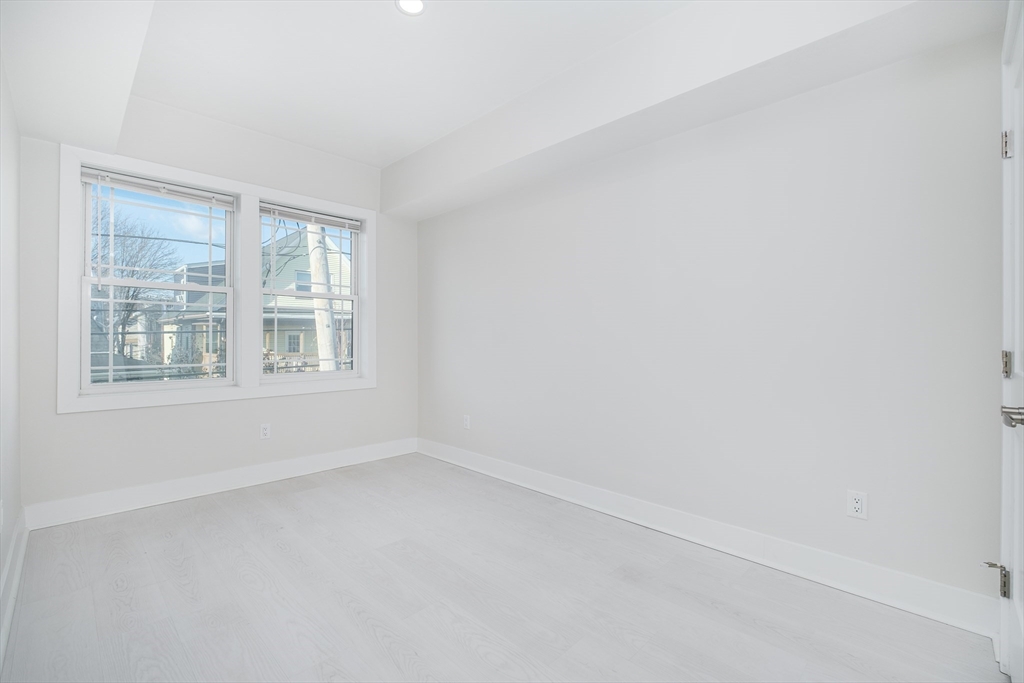1540 North Shore Road, Unit 101 Revere, MA 02151 - Photo 11 of 16 Gallery Image 11