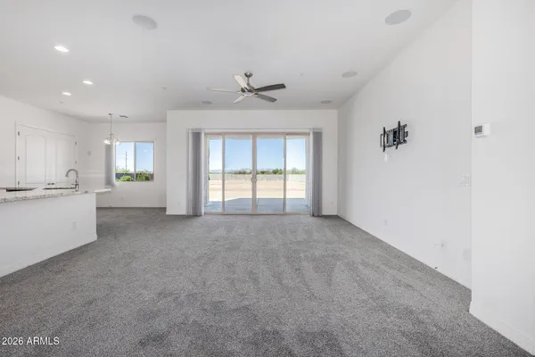 $750,000 | 21836 West Quails Nest, Wittmann, AZ 85361