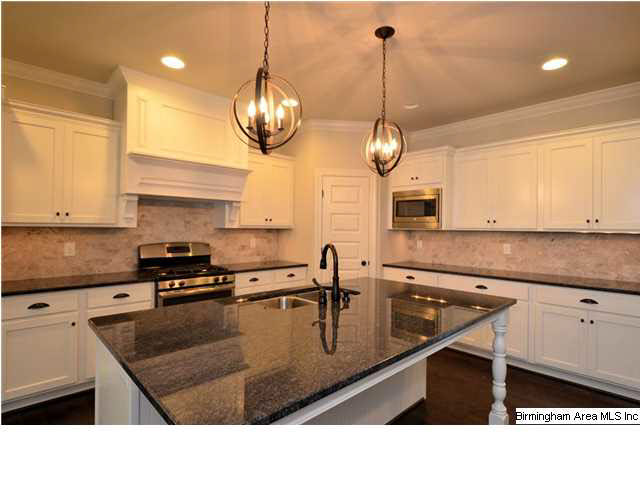 1067 Kingston Road Chelsea, AL 35043 - Photo 2 of 31