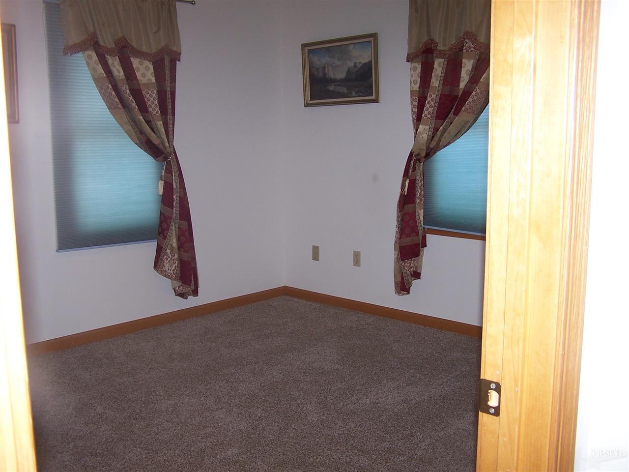 120 West Chapel Chase Drive Decatur, IN 46733 - Photo 18 of 25