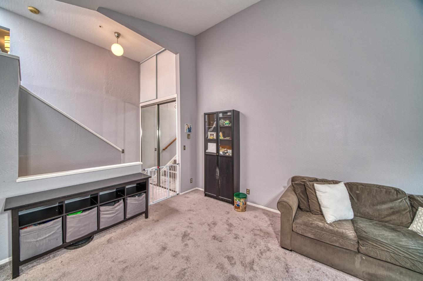 923 Linda Mar Boulevard Pacifica, CA 94044 - Photo 7 of 31 a living room with furniture