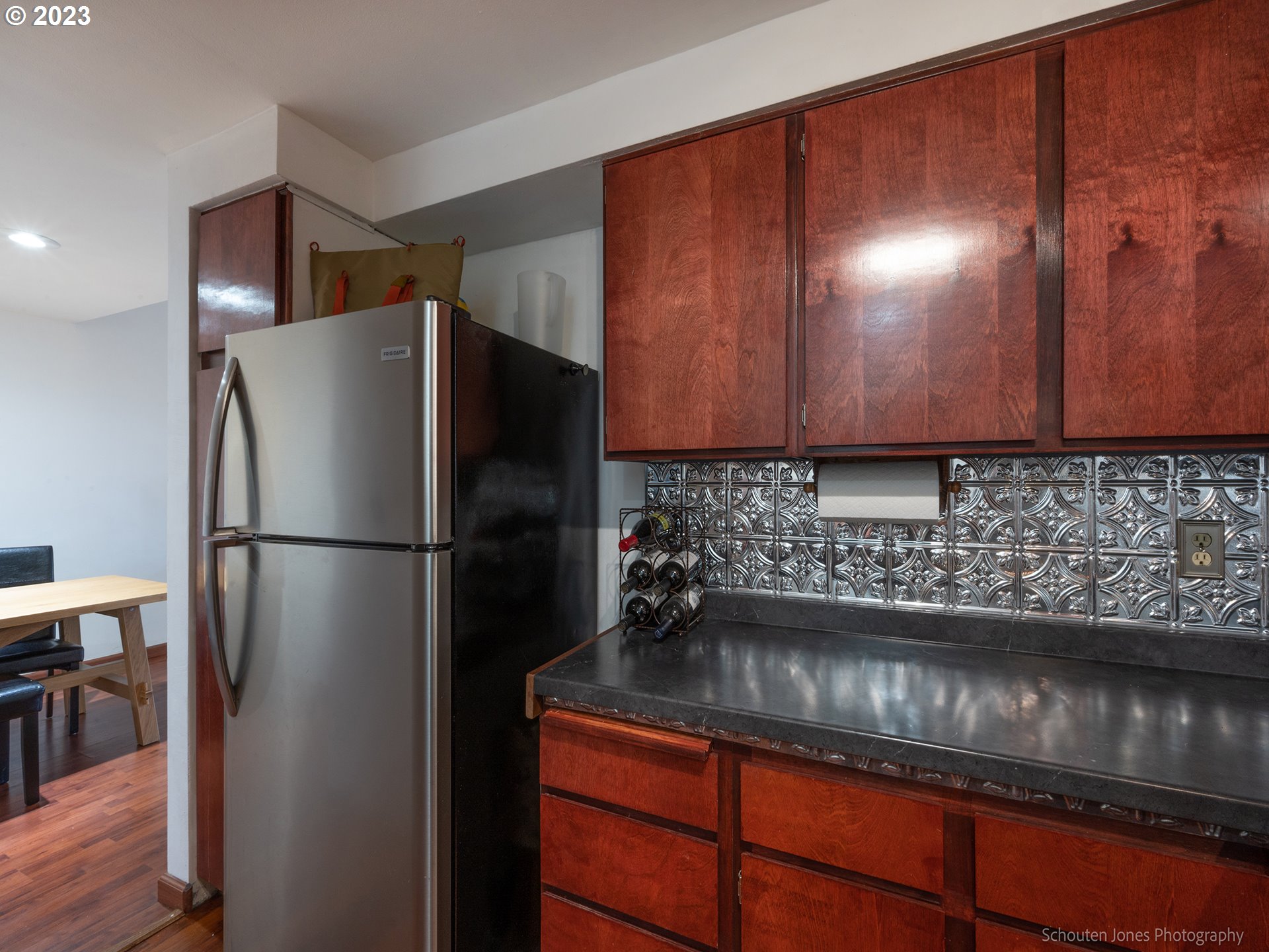 130 Treehill Loop Eugene, OR 97405 - Photo 14 of 42 Kitchen
