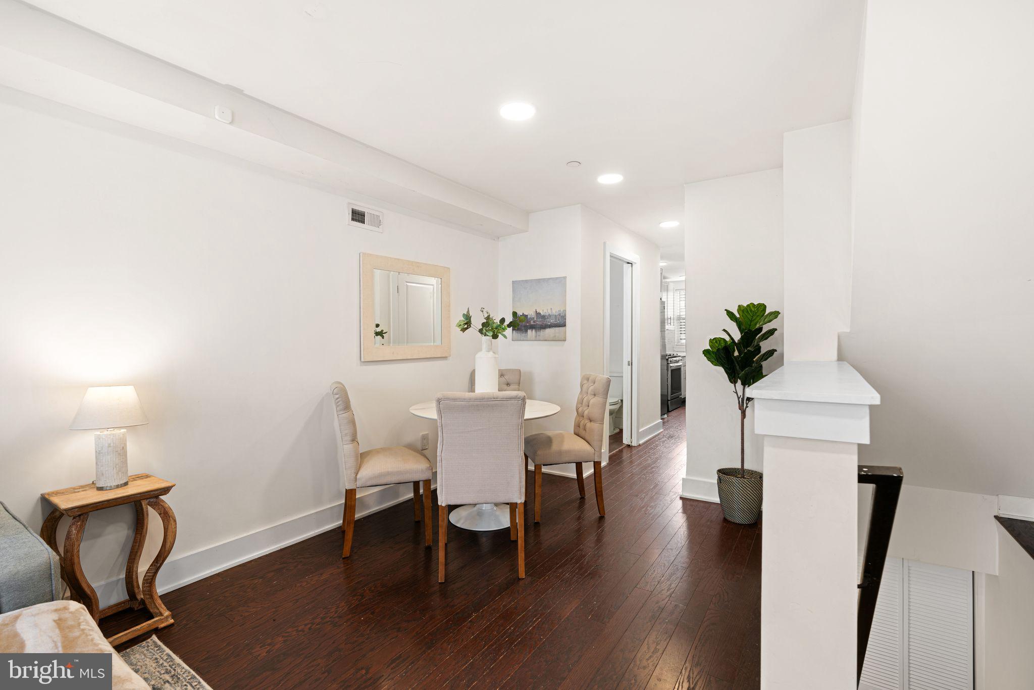 1315 North 25th Street, Unit 1 Philadelphia, PA 19121 - Photo 4 of 32