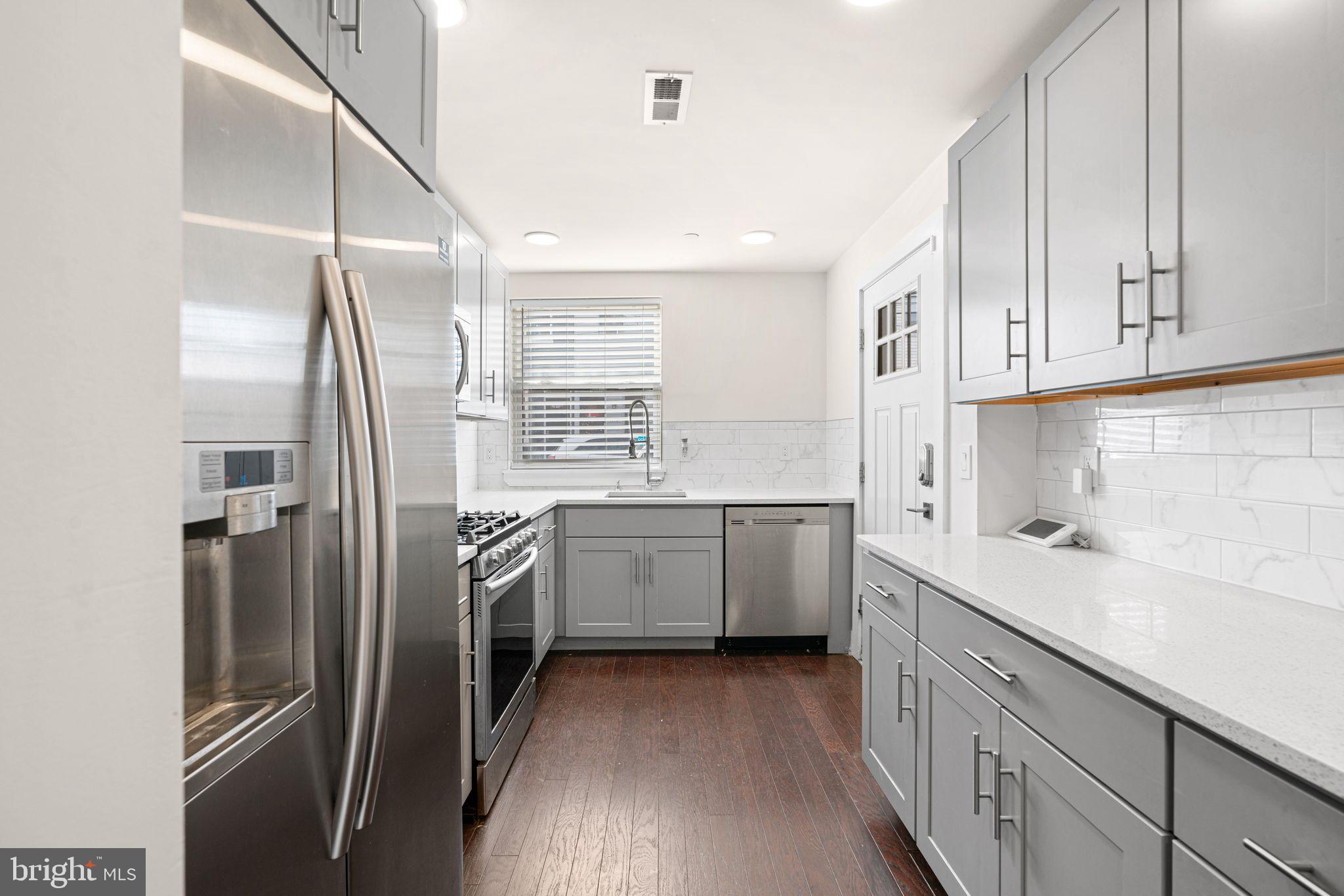 1315 North 25th Street, Unit 1 Philadelphia, PA 19121 - Photo 6 of 32