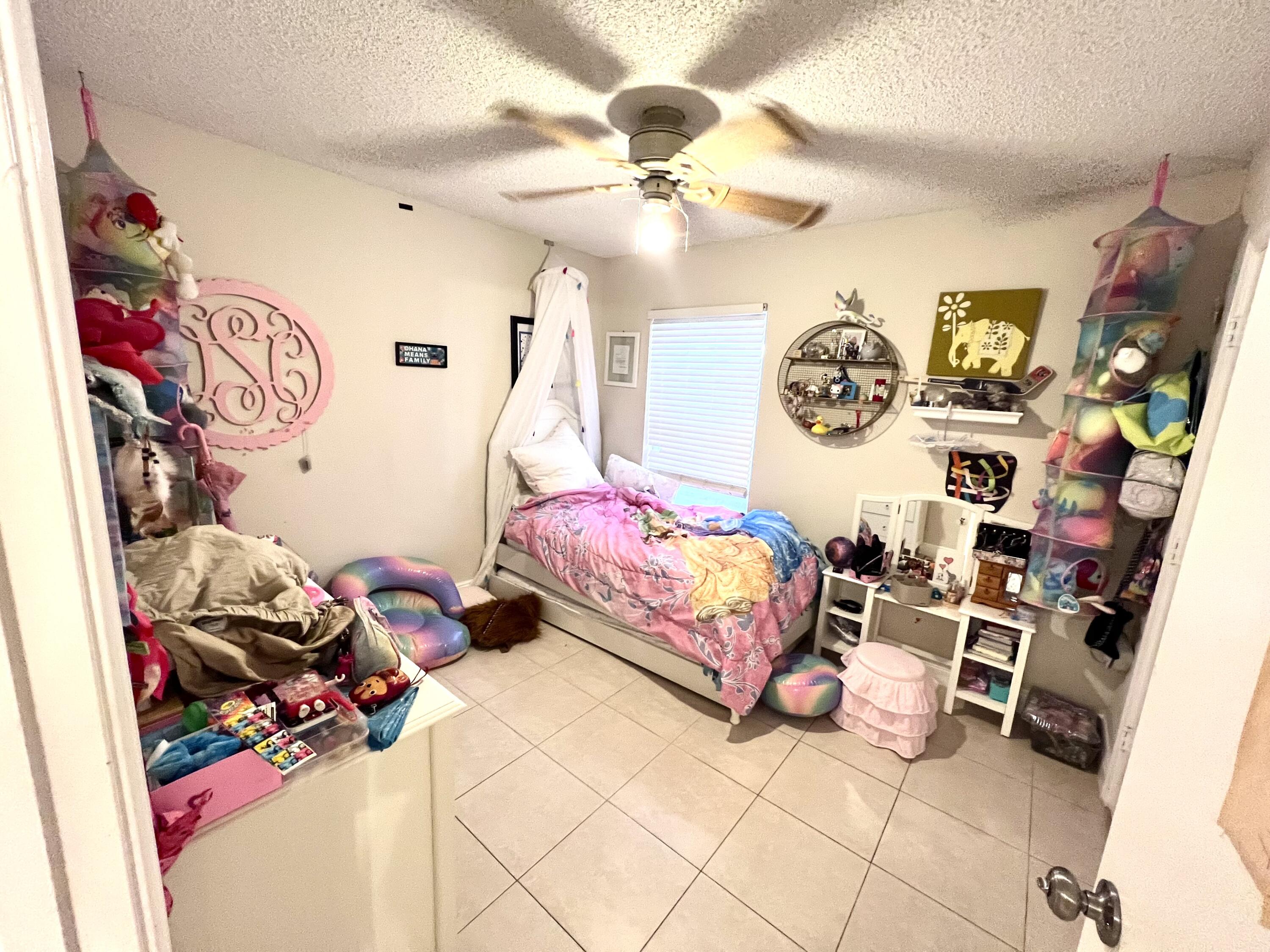 22449 Middletown Drive Boca Raton, FL 33428 - Photo 6 of 14 IMG_1627