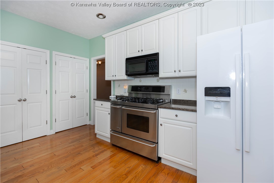1005 Crestmont Road Hurricane, WV 25526 - Photo 16 of 50 Gallery Image 16