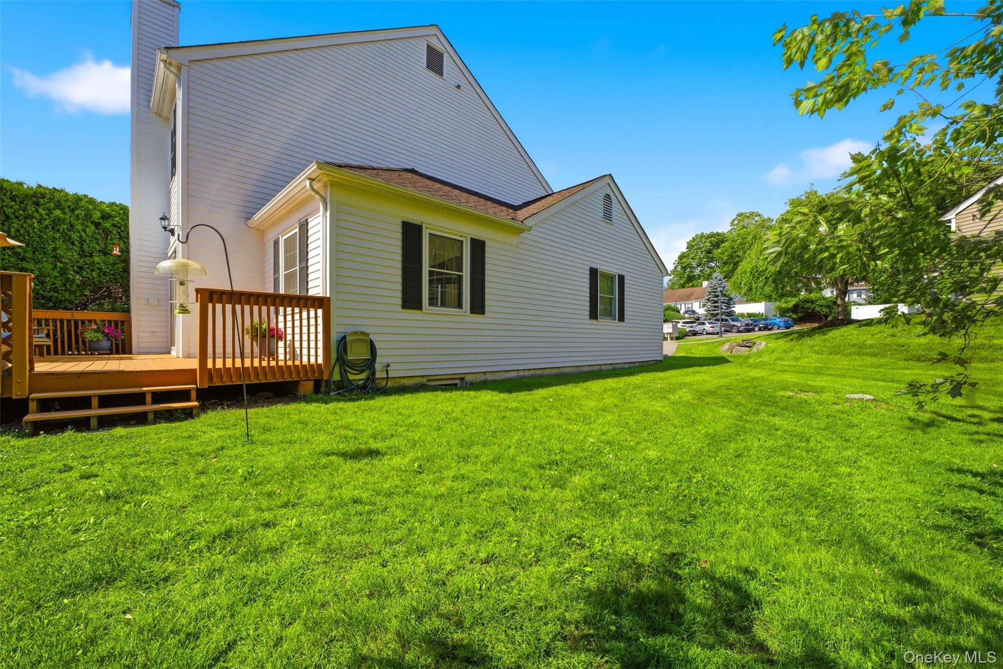 103 Locust Ridge Cross River, NY 10518 - Photo 30 of 43 Side land to the deck