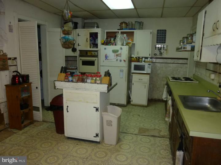 16 East Park Road Havertown, PA 19083 - Photo 4 of 15