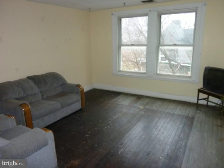 16 East Park Road Havertown, PA 19083 - Photo 9 of 15 Bedroom 4