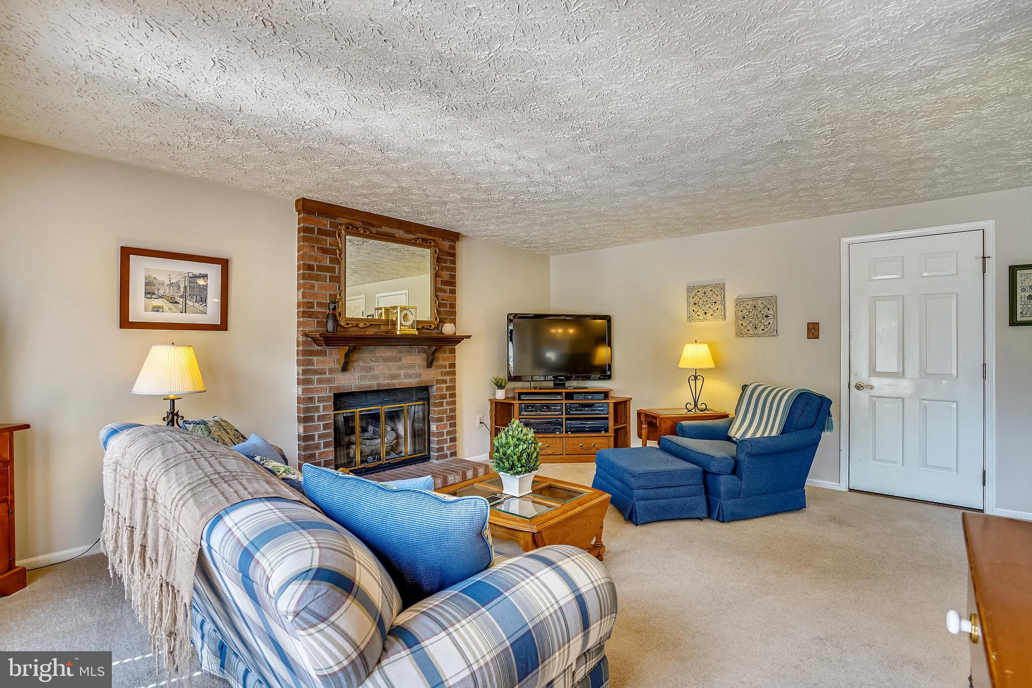 31 Anderson Ridge Road Baltimore, MD 21228 - Photo 17 of 53 Family Room