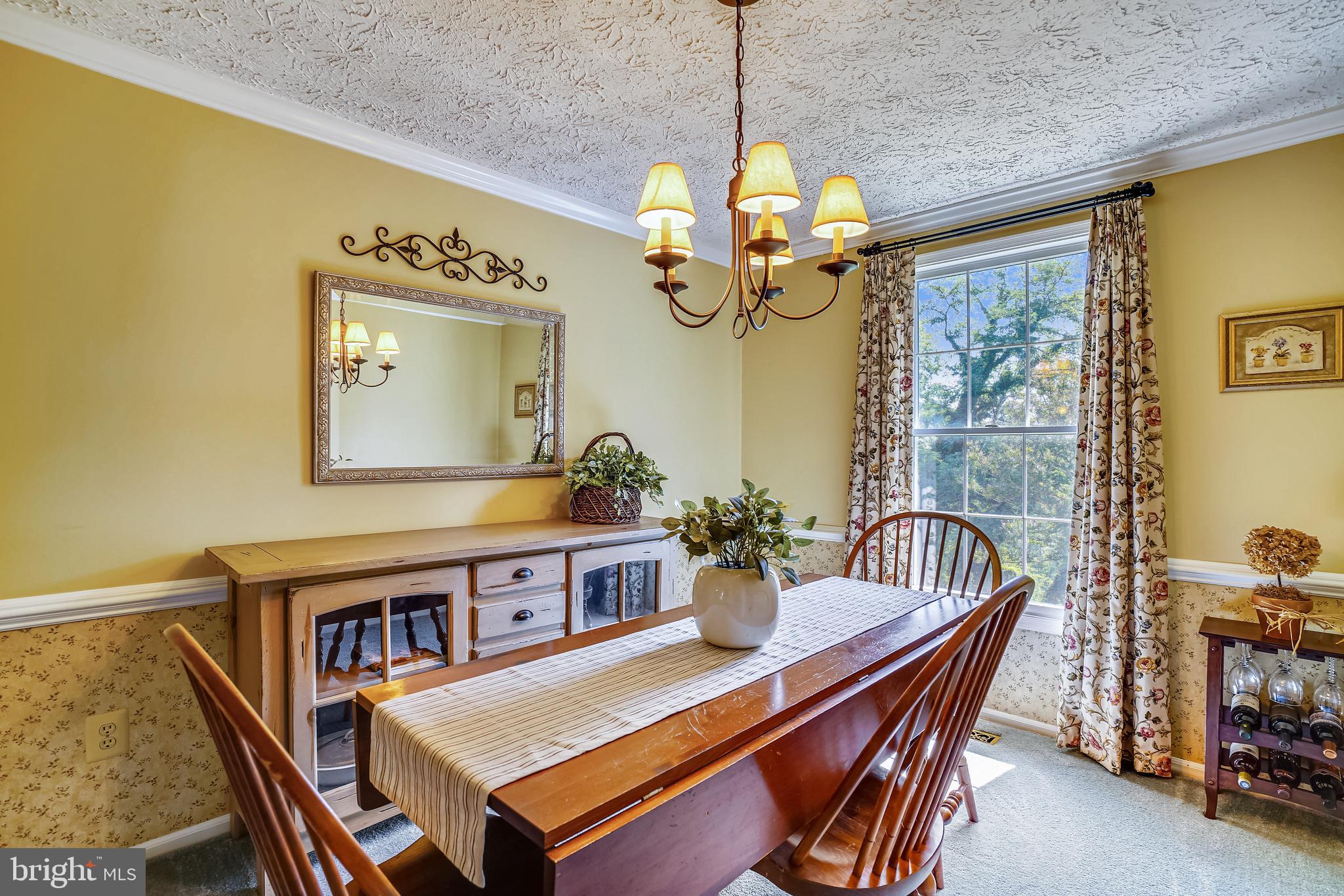 31 Anderson Ridge Road Baltimore, MD 21228 - Photo 18 of 53 Dining Room