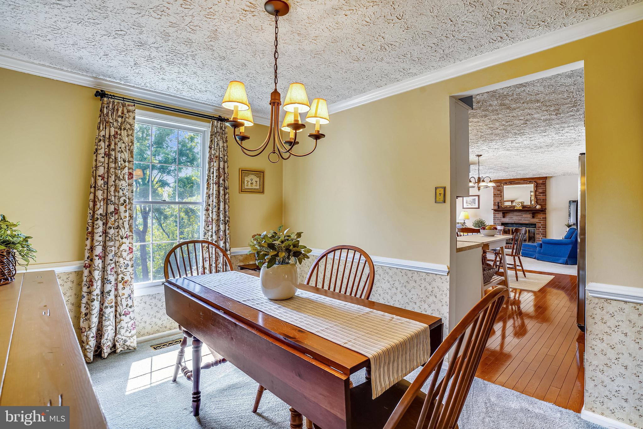 31 Anderson Ridge Road Baltimore, MD 21228 - Photo 20 of 53 Dining Room