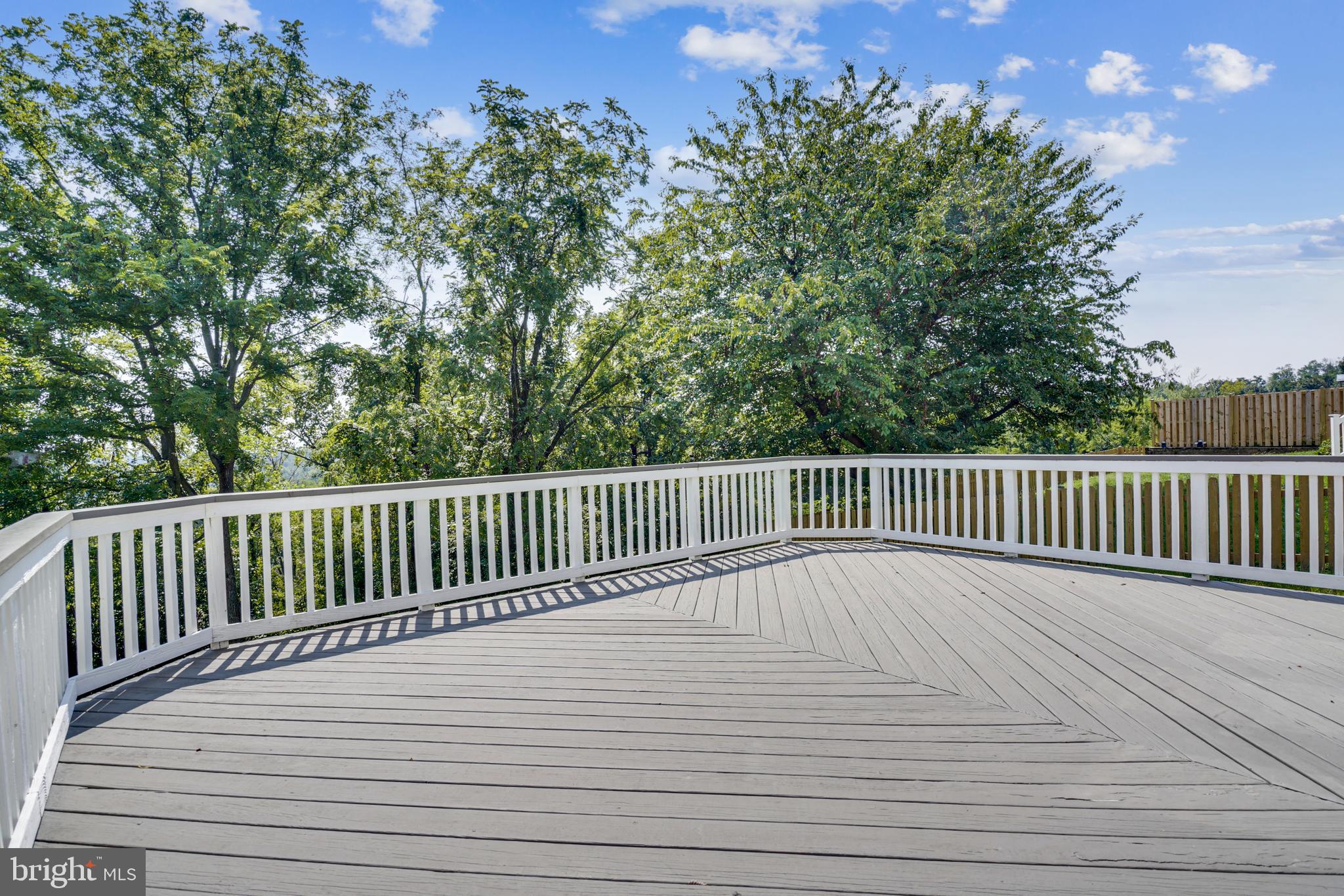 31 Anderson Ridge Road Baltimore, MD 21228 - Photo 47 of 53 Deck