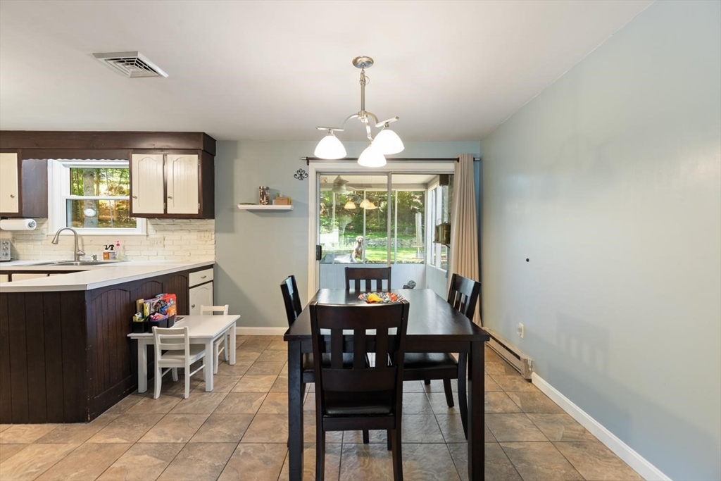 94 Judge Road Lynn, MA 01904 - Photo 7 of 37