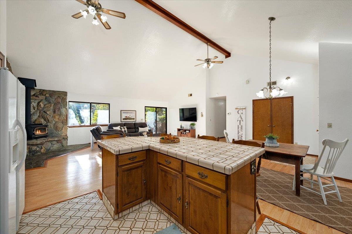 155 Pinewood Way Auburn, CA 95602 - Photo 15 of 92