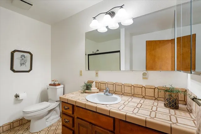 $687,000 | 155 Pinewood Way, Auburn, CA 95602