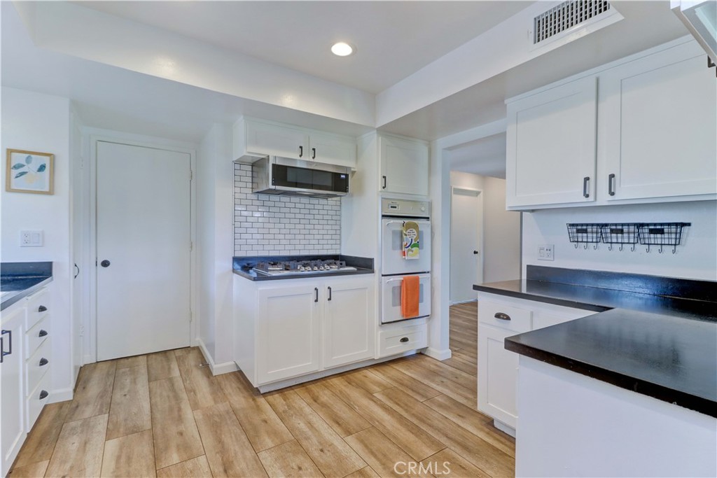 22825 Rumble Drive Lake Forest, CA 92630 - Photo 17 of 45