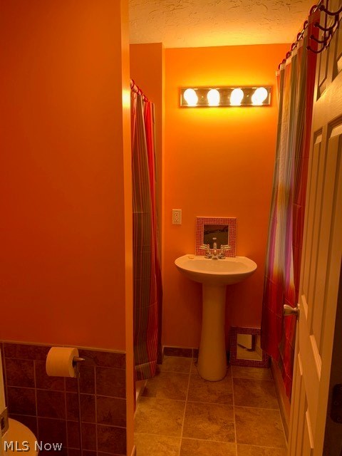 1074 Quilliams Road Cleveland, OH 44121 - Photo 12 of 25