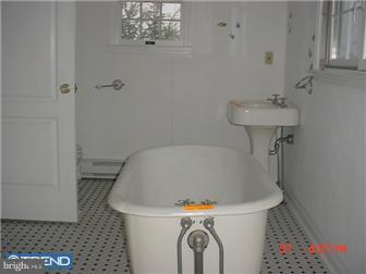 19 Club House Road Brick, NJ 08723 - Photo 7 of 10