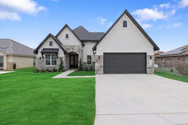 $605,000 | 15509 York, Selma, TX 78154