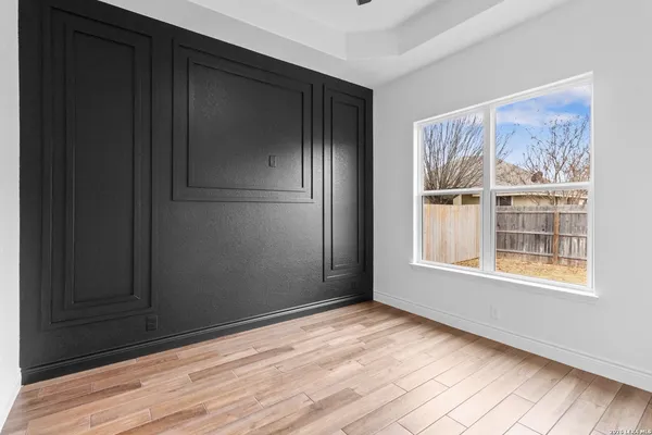 $600,000 | 15509 York, Selma, TX 78154