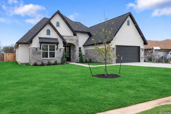 $600,000 | 15509 York, Selma, TX 78154