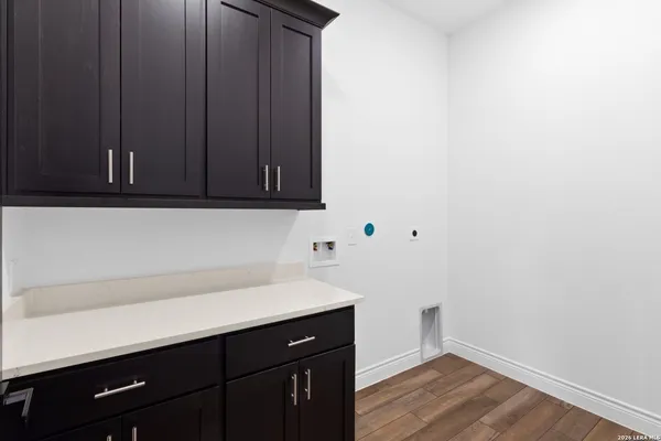 $600,000 | 15509 York, Selma, TX 78154